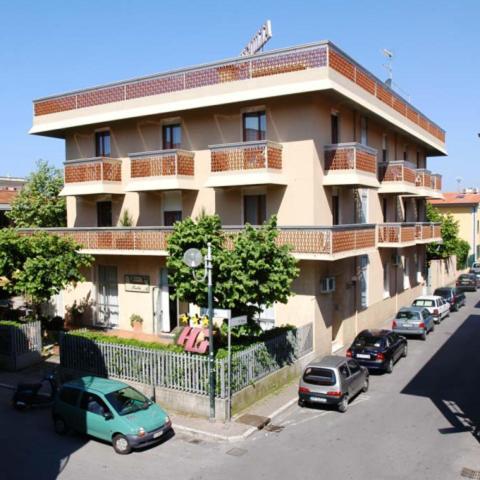 Hotel Giulia Marina di Massa Exteriör bild